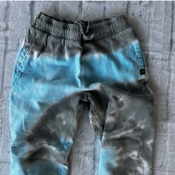 Tie Dye Sweatsuit - Picture 6 of 7